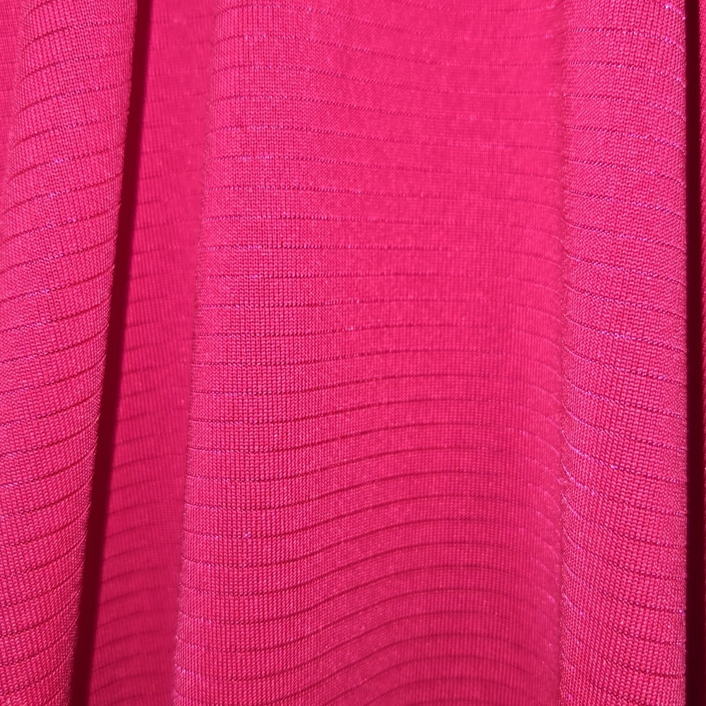Danskin Now pink top. Size medium. - Picture 6 of 6